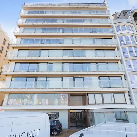Apartment Carlton 0902 *